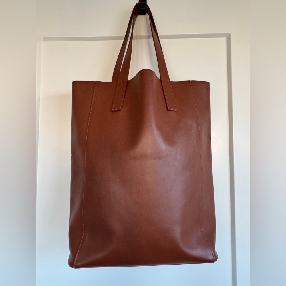 Everlane Cognac Leather Magazine Tote